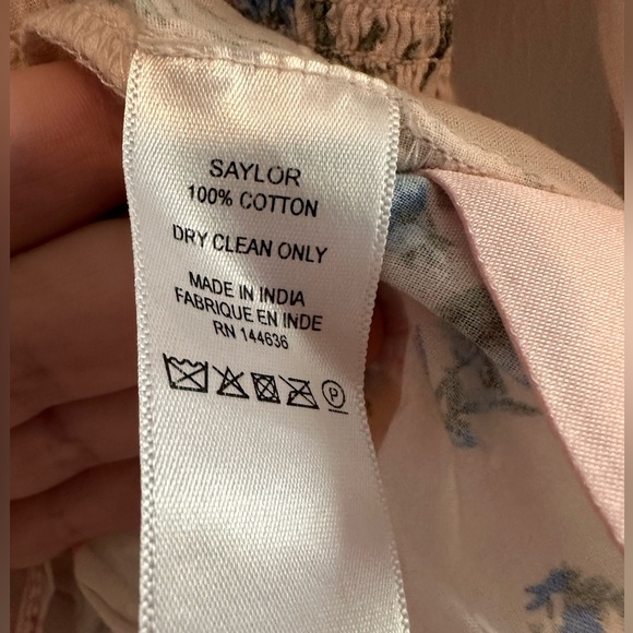 SAYLOR Clover Top Puff Sleeves Floral in Pink Sz XS - Picture 6 of 6